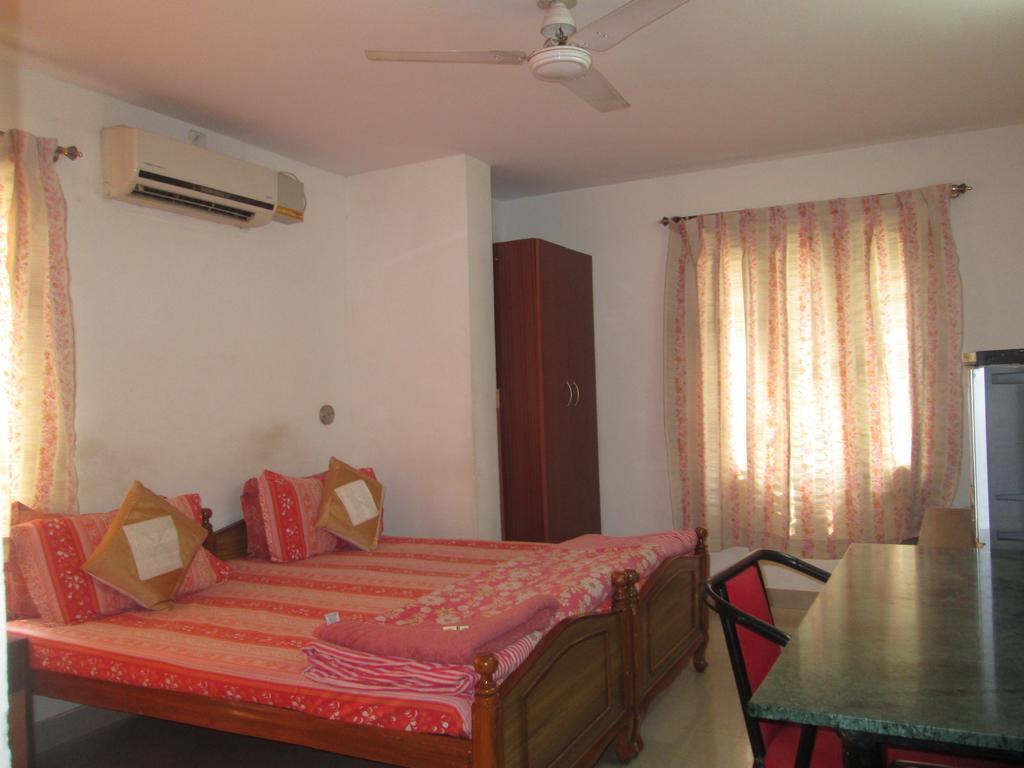 El-Shaddai Homes Bangalore Værelse billede